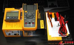 Fluke 233 數(shù)字萬(wàn)用表(真有效值、遠(yuǎn)程控制、顯示分離)