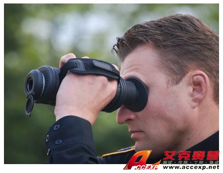 公安警察執法紅外熱成像儀
